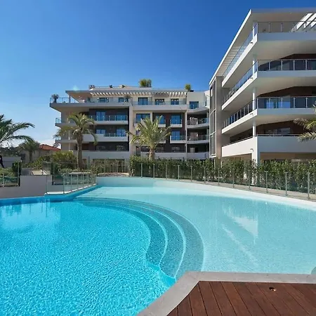 Appartement 2beds Lux-parc Du Cap *